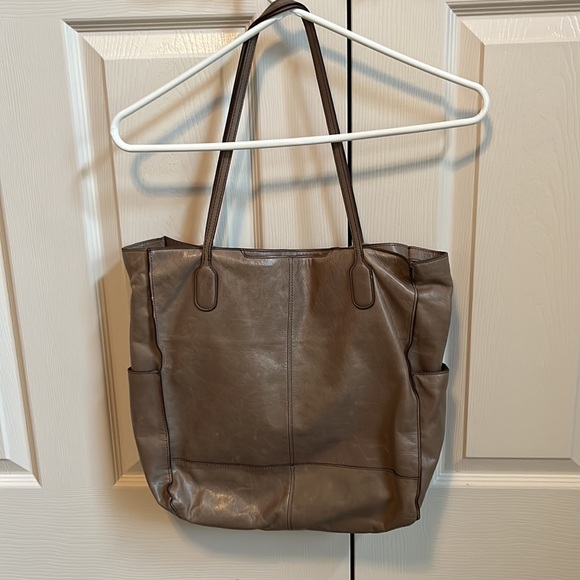 Women’s Hobo Leather Satchel- Light Beige. - Picture 2 of 6